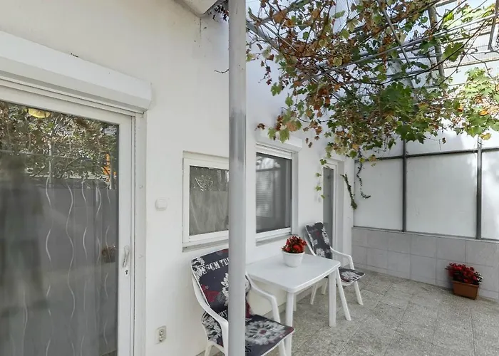 Hajnalhaz Apartments