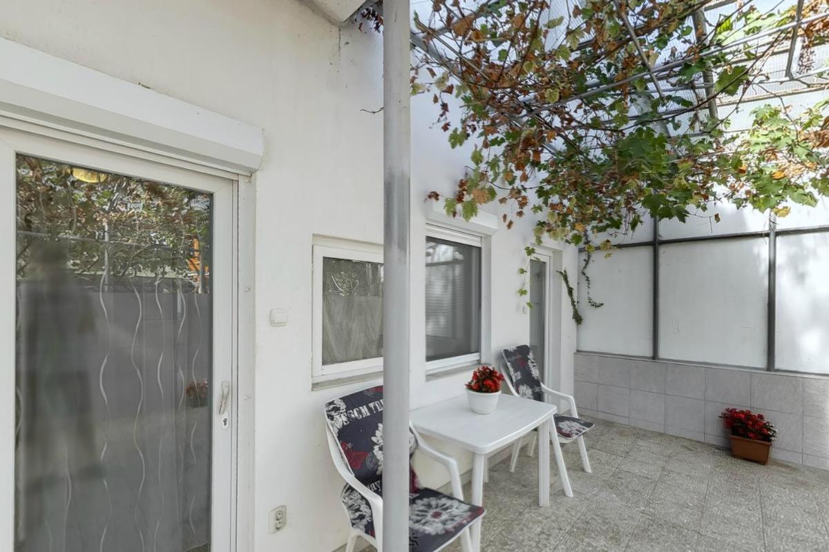 Apartment Hajnalhaz *